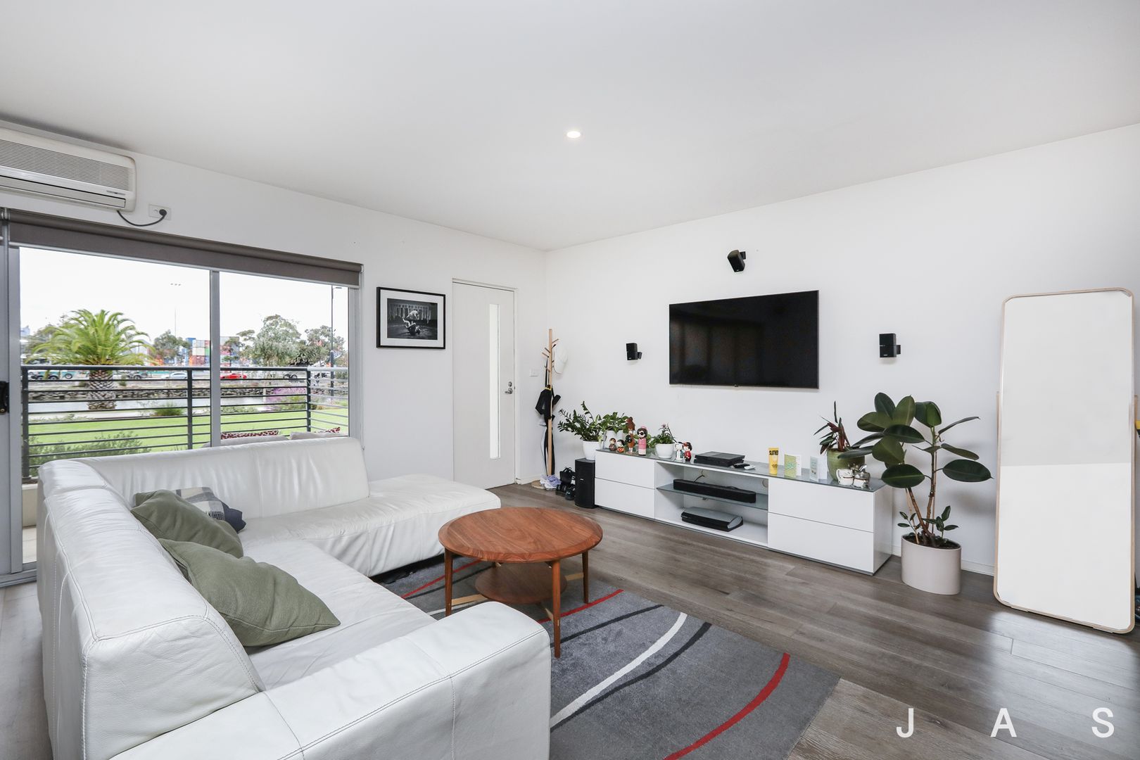 Property view 4
